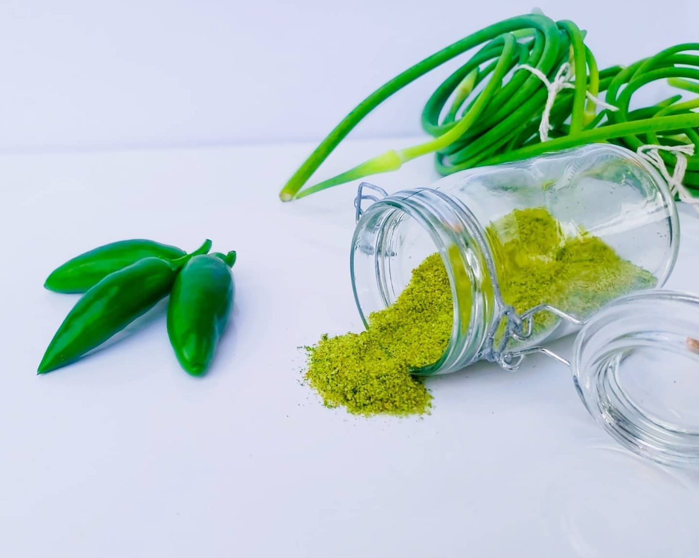Sel à la fleur d'ail et jalapeño + beurres aromatisés